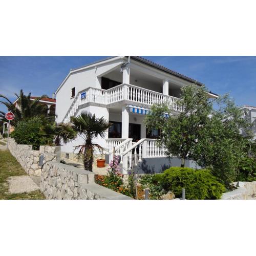 Apartments Lora