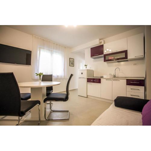 Apartments Lovor