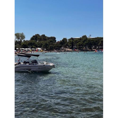Apartments-LUCKY STAR,NOVALJA -PAG