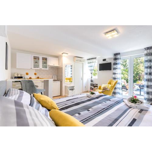 Apartments Luna