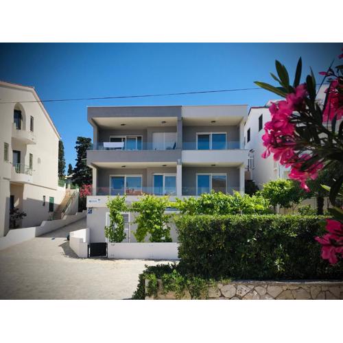 Apartments Luna