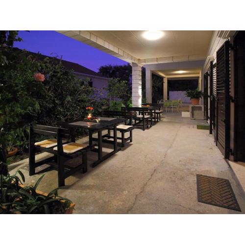 Apartments Magda- Superior Studio Apartment with Patio and Garden View A2