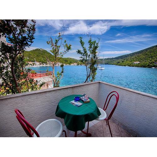 Apartments Malo Lago - One-Bedroom Apartment with Balcony and Sea View - 2nd floor Apartment 4