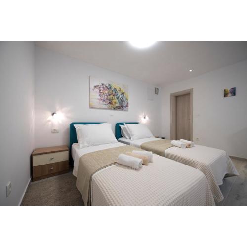 Apartments Maraton