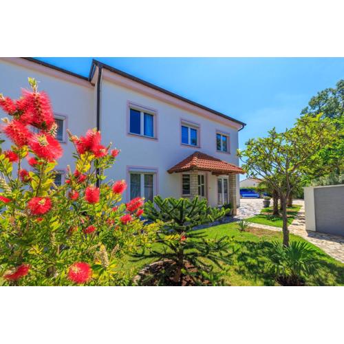 Apartments Maravera