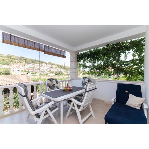 Apartments Mare