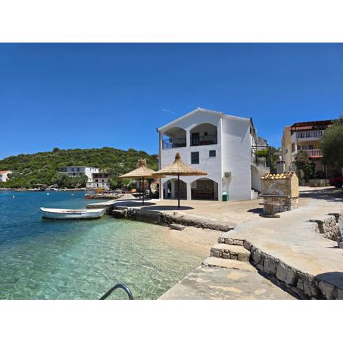 Apartments Marinko