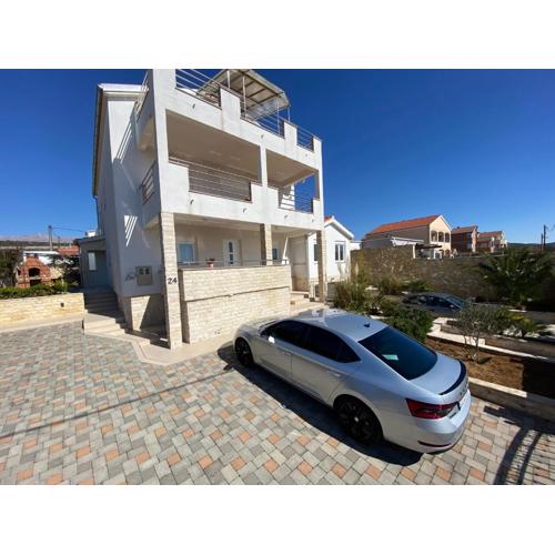 Apartments Maris