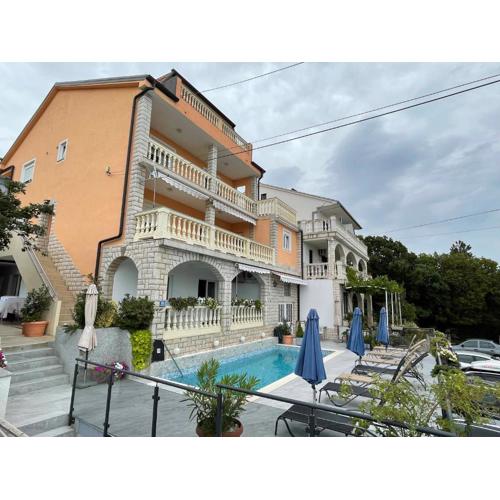 Apartments Martic Janja