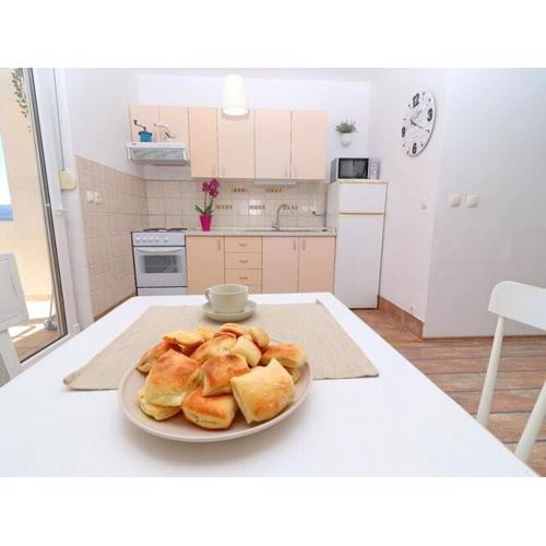 Apartments Mediterranean House - Two Bedroom Apartment with Terrace and Sea View