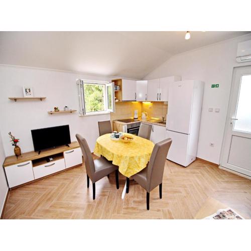 Apartments Memuni - Standard One Bedroom Apartment with Partial Sea View NOVI