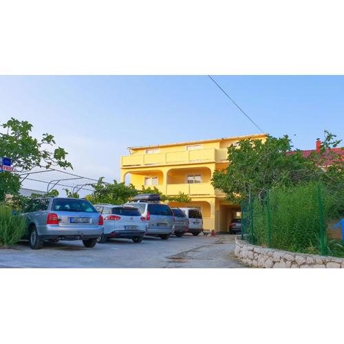 Apartments Milorad M
