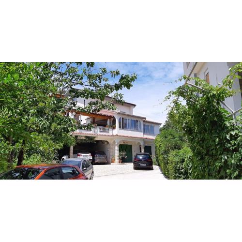 Apartments Mirjana T.