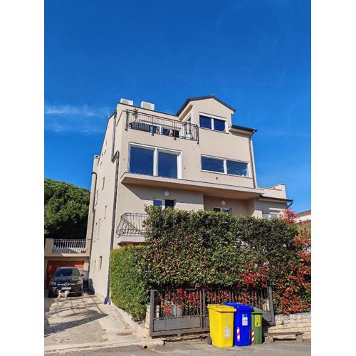 Apartments Mirta