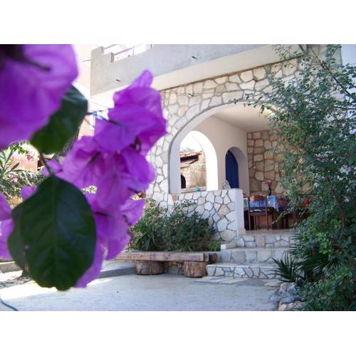 Apartments Misini Dvori