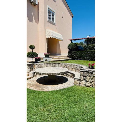 Apartments Monfiorenzo