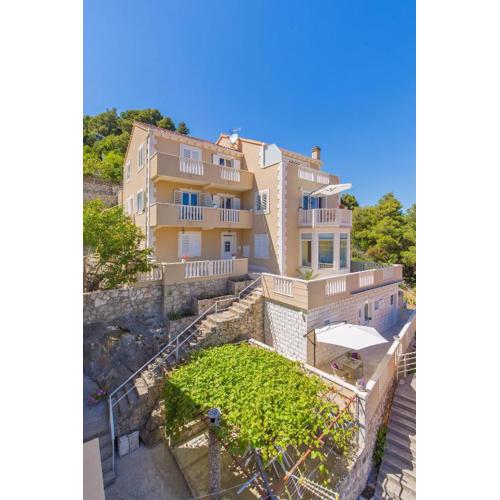 Apartments More Luxury