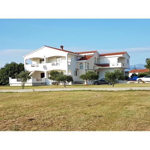 Apartments Mrdelja