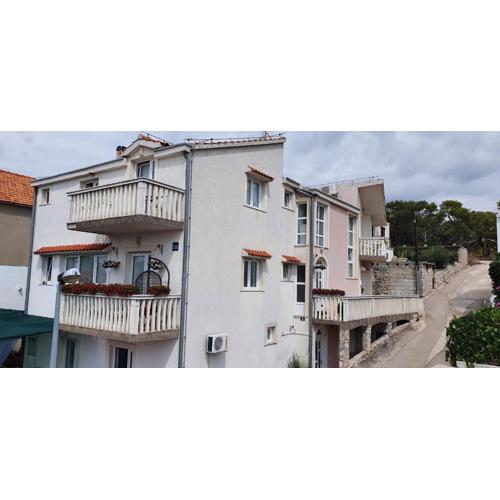 Apartments Muic