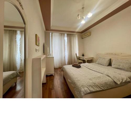 Apartments near Arena City