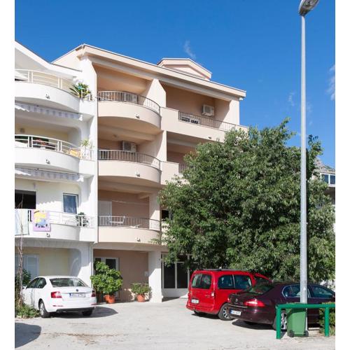 Apartments Nevenka i Josko