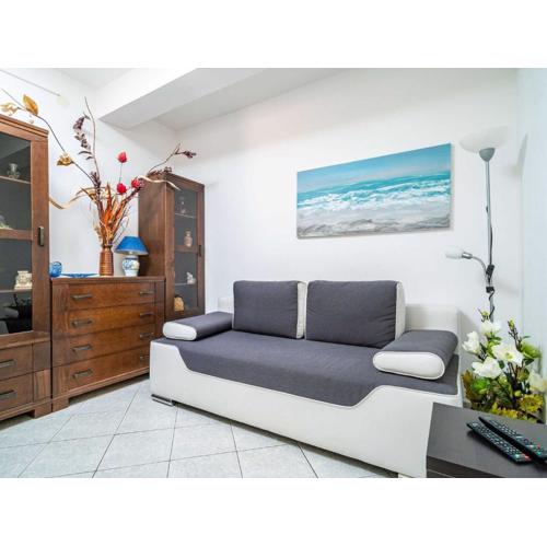 Apartments Nikolina LU - One-Bedroom Apartment with Balcony