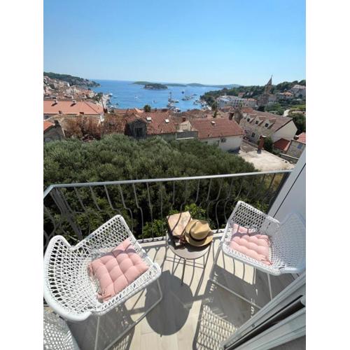 Apartments old town Hvar sea view