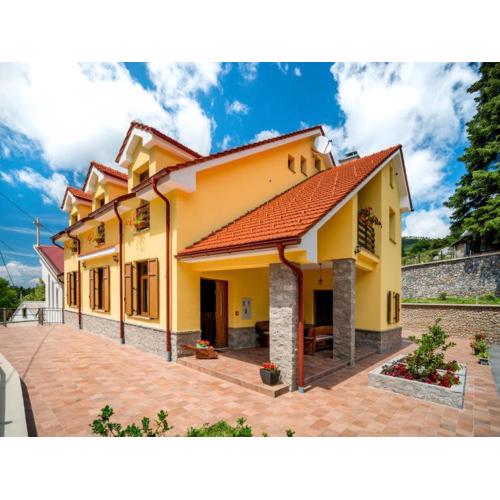 Apartments Oltari