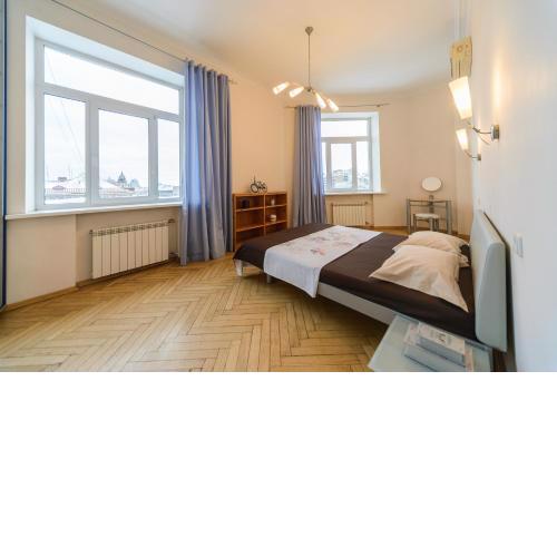 Apartments on Khreschatyk 27