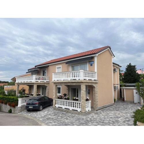 Apartments Ostojic