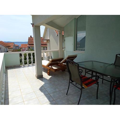 Apartments Otok