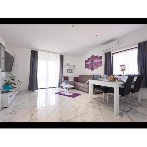 Apartments Paradisee