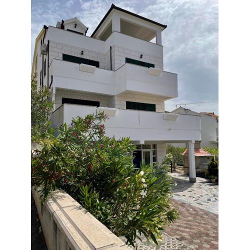 Apartments PEZO
