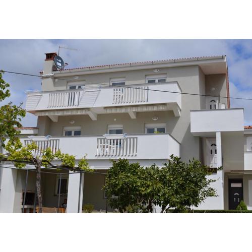 Apartments Pineta Franko