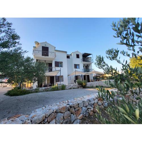 Apartments Pitve