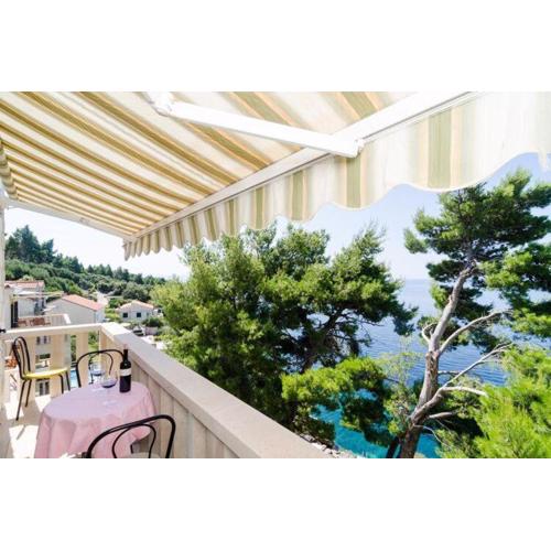 Apartments Plavac Mali- Two Bedroom Apartment with Balcony and Sea View