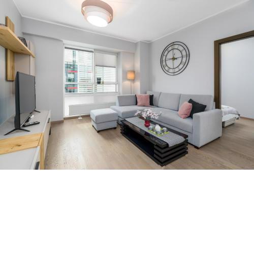 Apartments Poznan Towarowa by Noclegi Renters