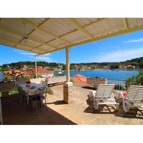 Apartments Radojkovi Lumbarda - Comfort Two Bedroom Apartment with Terrace and Sea View A2
