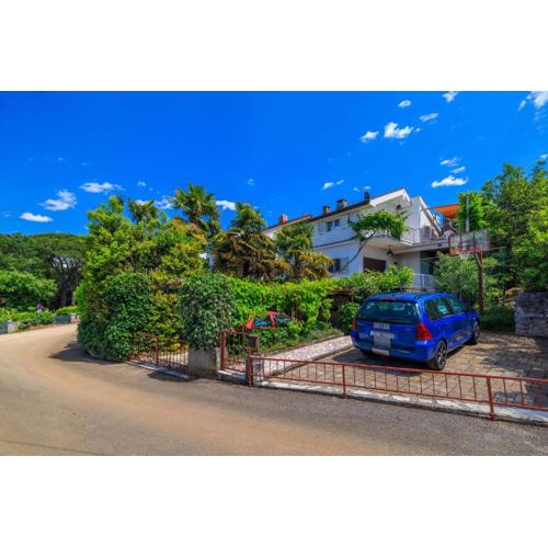 Apartments Rasa