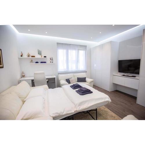 Apartments R&B