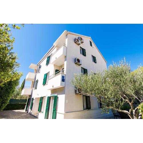 Apartments Rici II