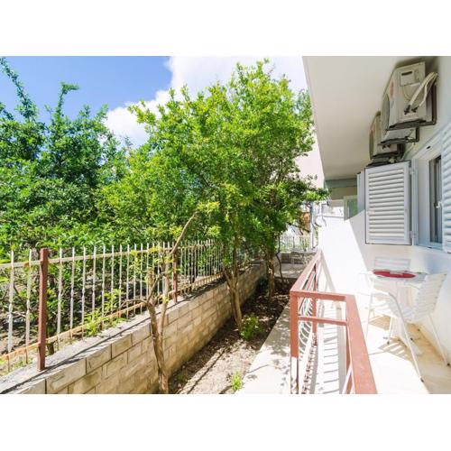 Apartments & Rooms Bari i - Standard Studio Apartment with Balcony and Garden View G1-6