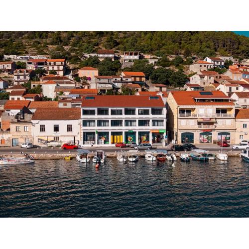 Apartments & Rooms Fisherman\