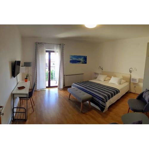 Apartments & Rooms Tom