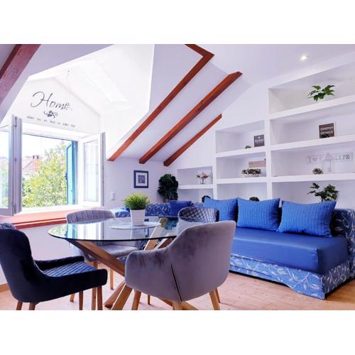 Apartments Sandra in the historical center of the city