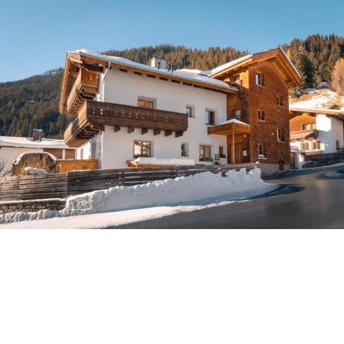 Apartments SARLO