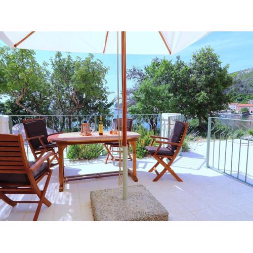 Apartments Seafront Silence - One Bedroom Apartment with Terrace and Sea View