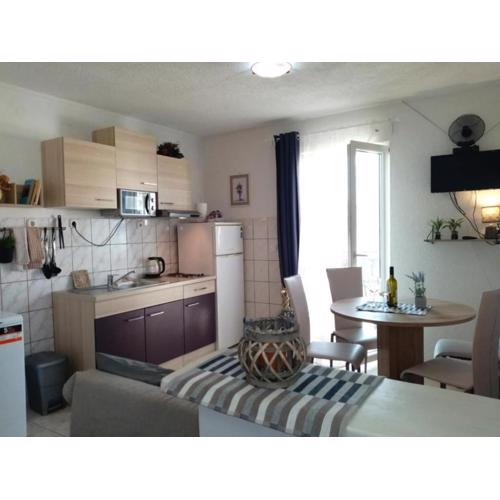 Apartments Silva - One Bedroom Apartment with Balcony and Sea View