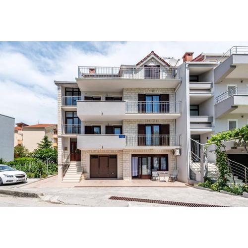 Apartments Silvi