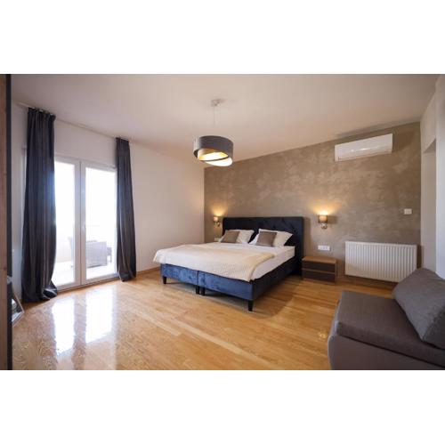 Apartments Škara